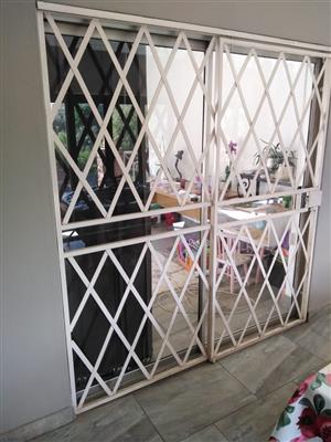 I'm selling a sliding bagler