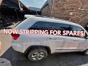Jeep Grand Cherokee 3.0 WK2 – Stripping for Parts 