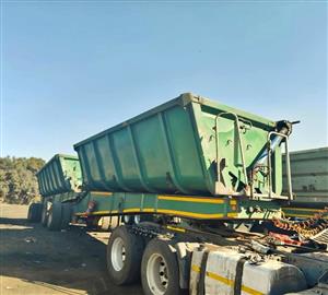 2008 - Top Trailer 45-Cube Side Tipper Trailer - Hoo and Go!