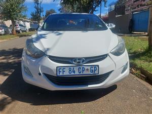 Hyundai Elantra 1.6 GLS automatic