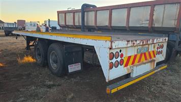 8m Pub Trailer