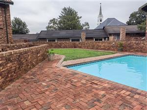 Centrally Located Townhouse Perfectly Priced