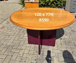 OFFICE MEETING TABLE