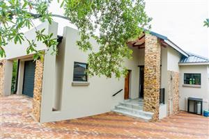 Bushveld Exclusive River and Golf View Buy this Asset with Long term Rental!