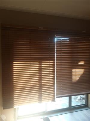 Windows plus wooden blinds plus Spanish burglary bars forsale R1000 a set their is 2 sets price neg