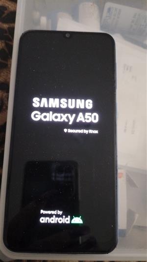 Samsung Galaxy A50 for salle