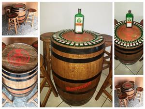 Wine Barrel and chair combo Stained - Branded