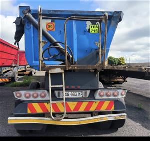 2010 Top Trailer Side Tipper 