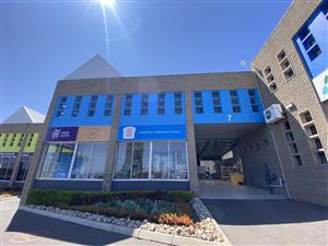Newly Renovated Unit Available