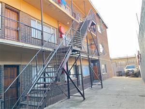 Apartment For Sale in Luipaardsvlei
