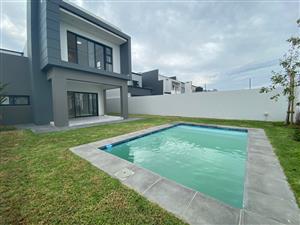 Exquisite Contemporary Residence in Prestigious Sandown – Luxury Rental Opportunity