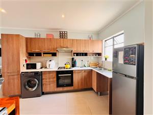 Apartment For Sale in Lonehill
