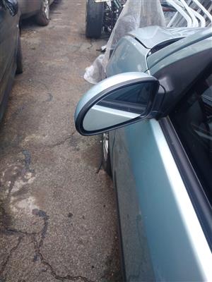 Ford focus lhs front door mirror