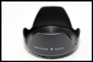 52mm - Petal Shaped Lens Hood