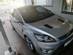 Ford focus st2.5 3 door