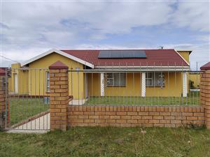 Well-Maintained Family Home in Sunnyridge