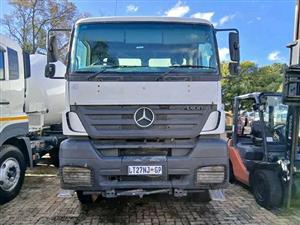 2009 Mercedes-Benz Axor 3535 Twinsteer 8m³ Mixer 