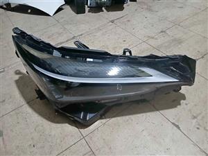 Lexus nx350 headlight