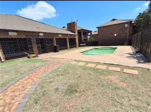 2 Bedroom Townhouse Sonneveld