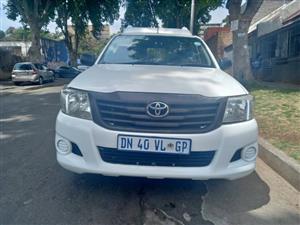 2015 Toyota Hilux Single Cab 2.0 VVTI Manual Petrol White Canopy  Spare key.