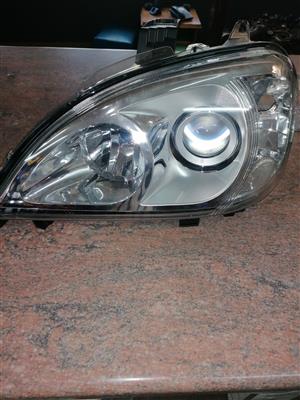 Ml w163 headlights for sale
