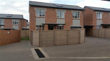 Upmarket three bedroom townhouse