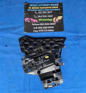 BMW X7 G07 M-Sport Right Bumper Slider Bracket