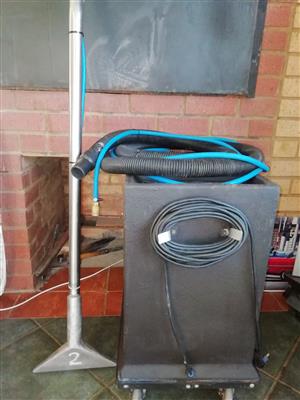 Semca industrial carpet cleaning machine plus all accessories and 19 kg semca soap 2 buckets 