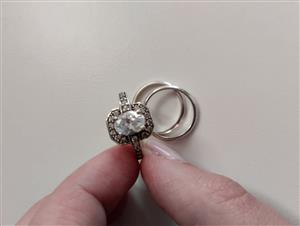 Elegant Sterling Silver Engagement Ring set with 2 Silver Bands – Timeless & Rom