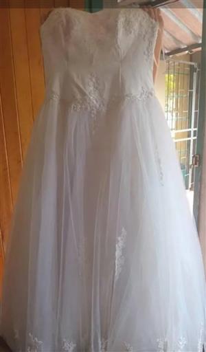 Beautifull wedding dress