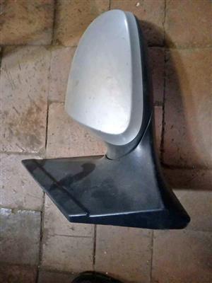 Hyundai grand i10 2017 lhs door mirror
