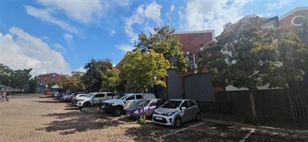 1003sqm Warehouse to let in Randjespark Midrand