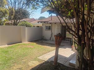 Apartment Rental Monthly in Beverley Gardens