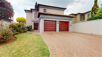 Great Value Free-Standing Home in Secure Estate In Bartlett!