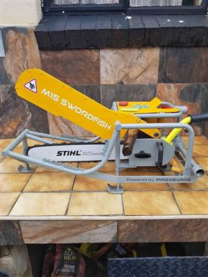 M15 SWORDFISH AIR CHAINSAW