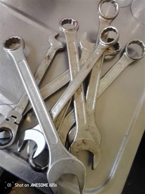 FORGED STEEL SPANNERS 25 26 27 28 29 30 32 and 19 wrench