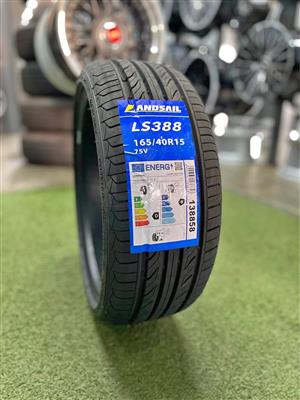 LANDSAIL 165/40/R15 ( STRETCH TYRE)