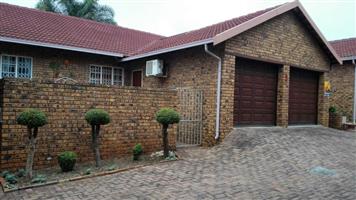 3 Bedroom Townhouse To Rent In Centurion Junk Mail