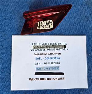 VW Tiguan Left Inner Tail Light