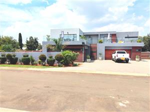 House For Sale in Delmas West
