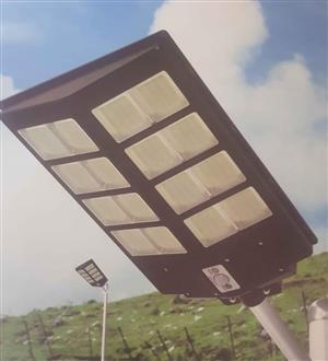 Solar street lights 800 watts available with mounting brackets