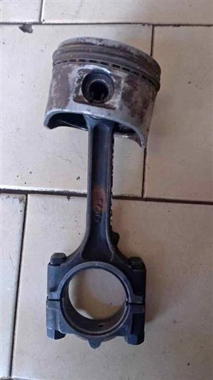 Tata Indigo piston and conrod selling