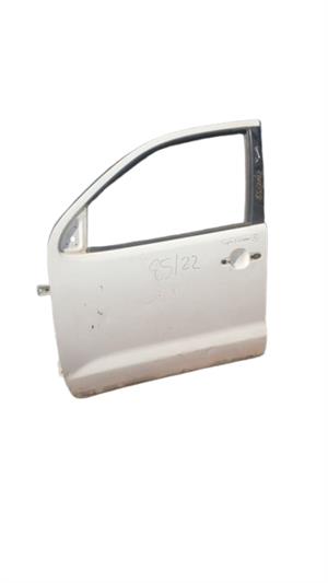TOYOTA FORTUNER LEFT FRONT DOOR (2012-2018)
