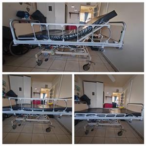 Manual Hospital Bed 