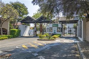 Your Urban Escape 2-Bed Apartment