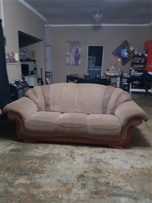 Grafton Everest Lounge Suite 3, 2 & 1 Seater for sale. 