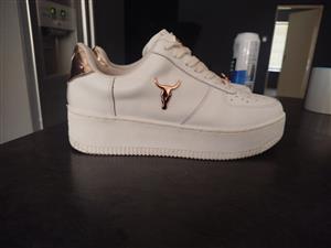 Windsor Smith "Rich" White Leather Rose Gold Metallic Sneaker