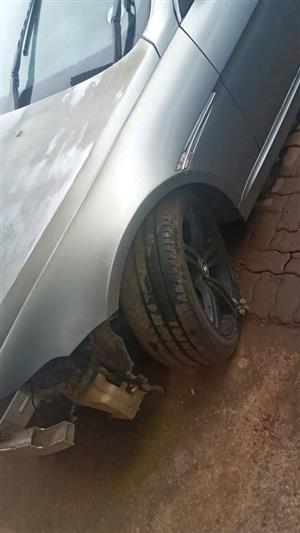 BMW E63 FENDERS FOR SALE