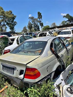 BMW E46 318i stripping for parts