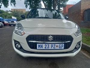 2023 Suzuki Swift 1.2 Mileage 65000kmsAutomatic  Petrol  White Color